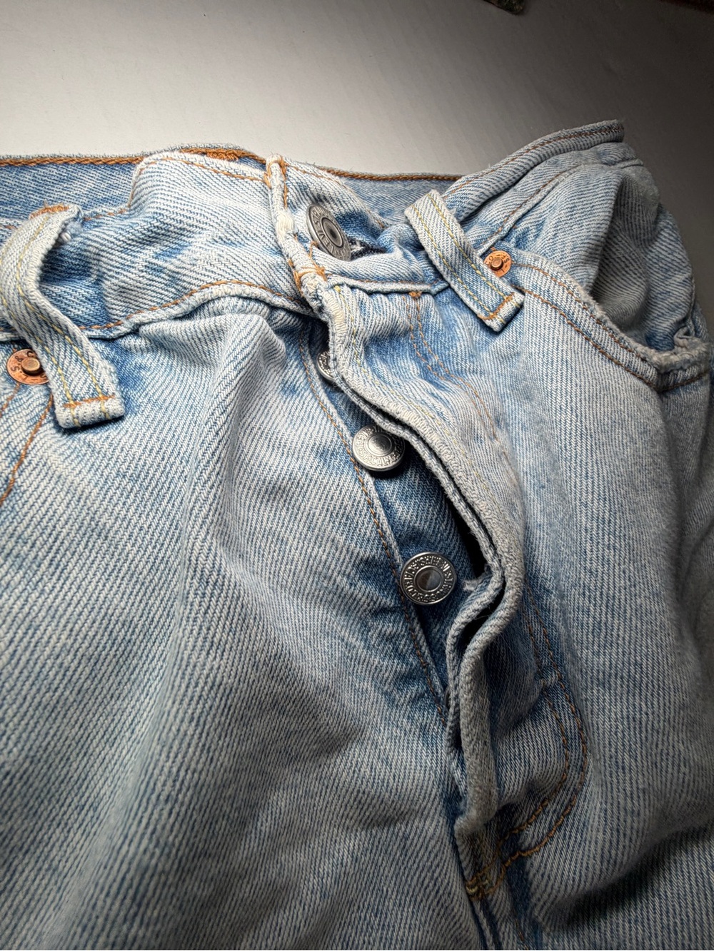 Levi's Women's Light Blue Wide Leg Jeans - Picture 3 of 12